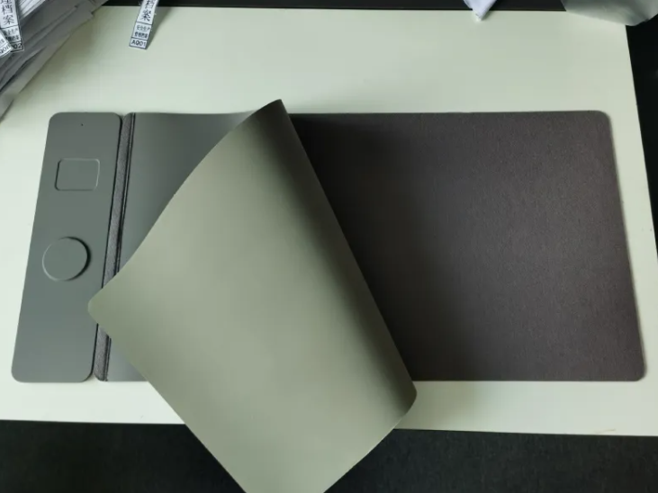 Magnetic Wireless Charging Mouse Pad – Power Up While You Work